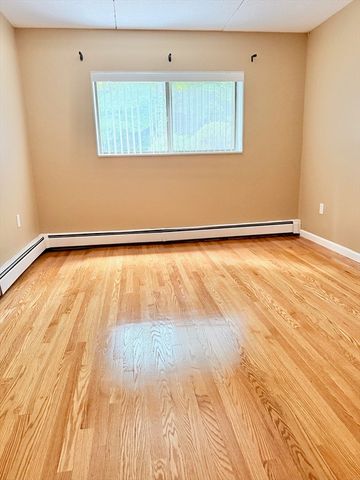 573 Broad St 128, Weymouth, MA 02189