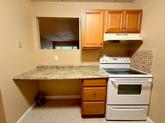 573 Broad St 128, Weymouth, MA 02189