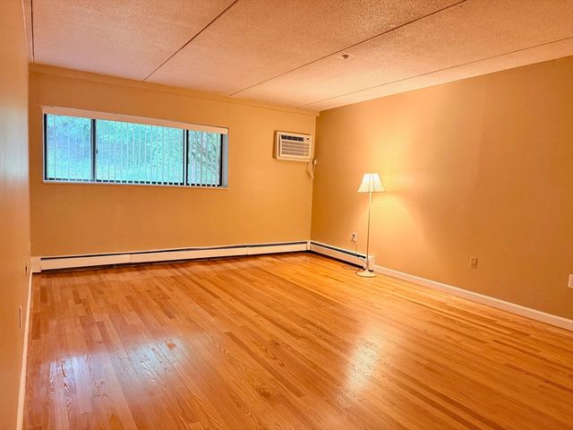 573 Broad St 128, Weymouth, MA 02189