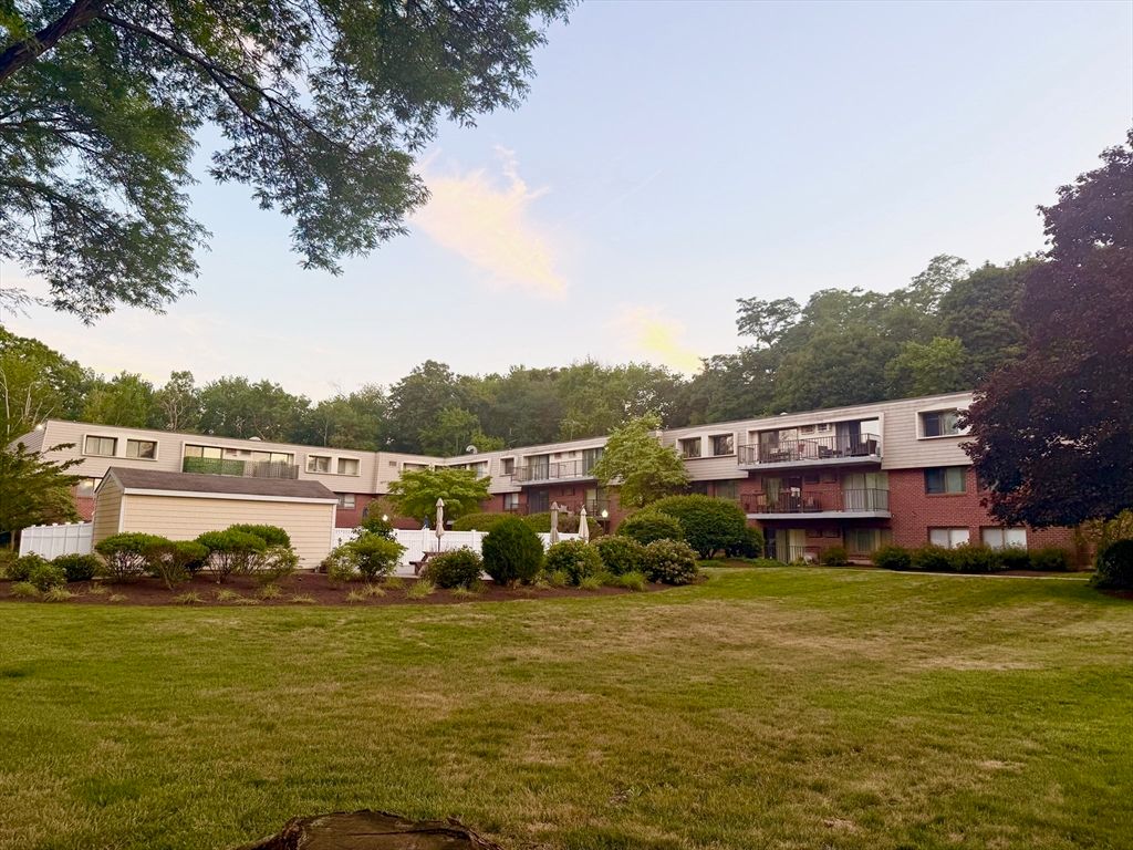 573 Broad St 128, Weymouth, MA 02189