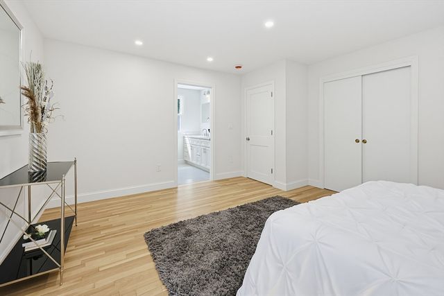 8 Cook Rd, Foxboro, MA 02035