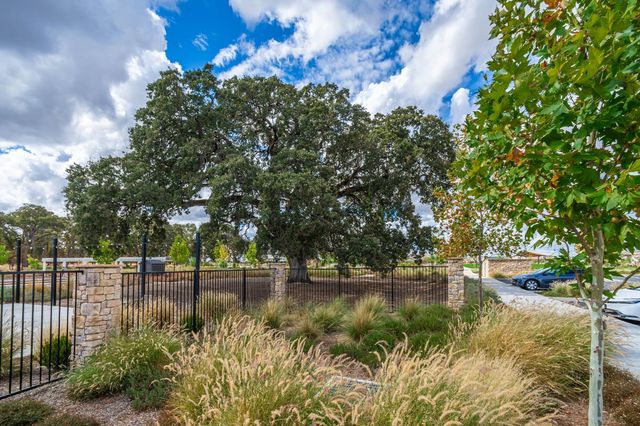 8471 Tulip Ct, Roseville, CA 95747