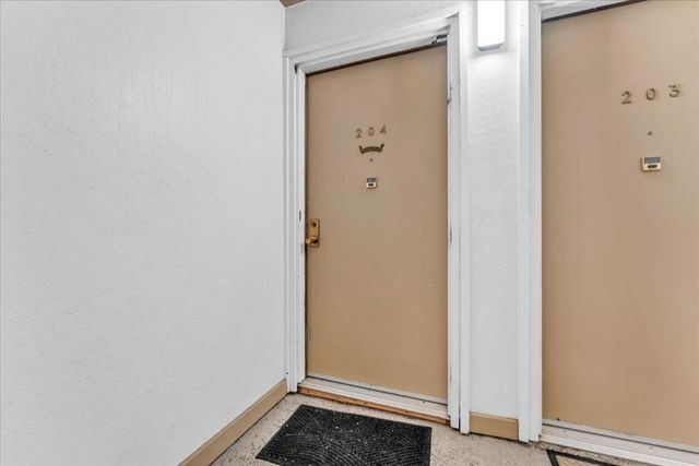 1685 Bayridge Way 204, San Mateo, CA 94402