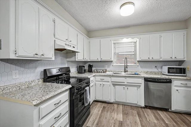 1504 Jupiter Circle, Edmond, OK 73003