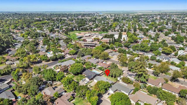 7523 OakCreek Dr, Stockton, CA 95207