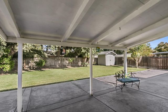 7523 OakCreek Dr, Stockton, CA 95207