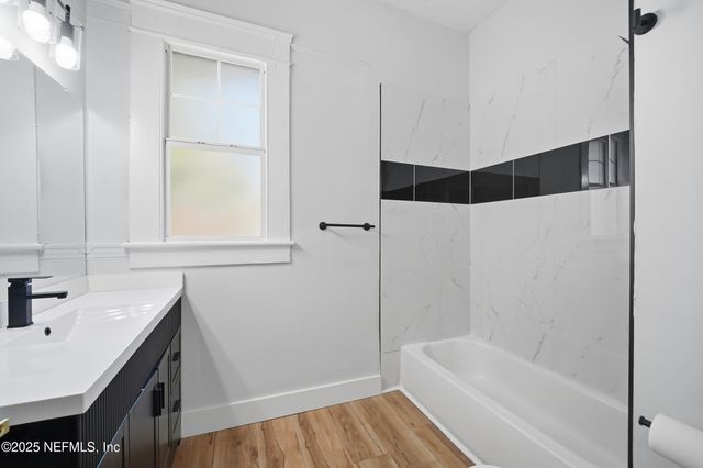 2803 N MARKET Street, Jacksonville, FL 32206