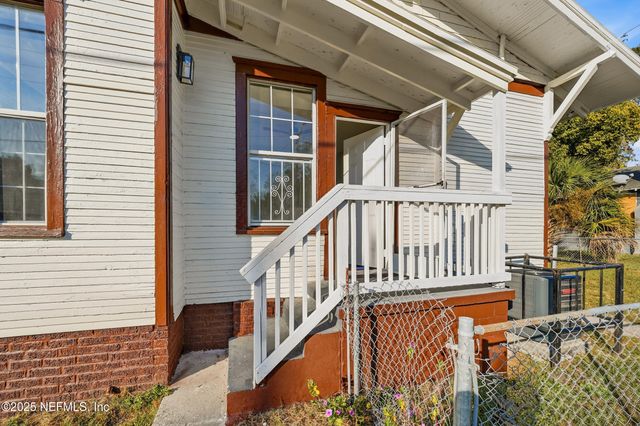 2803 N MARKET Street, Jacksonville, FL 32206