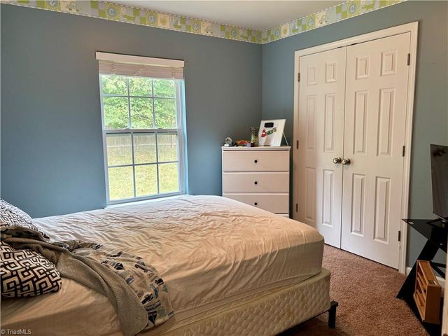 3717 Whitworth Drive, Greensboro, NC 27405