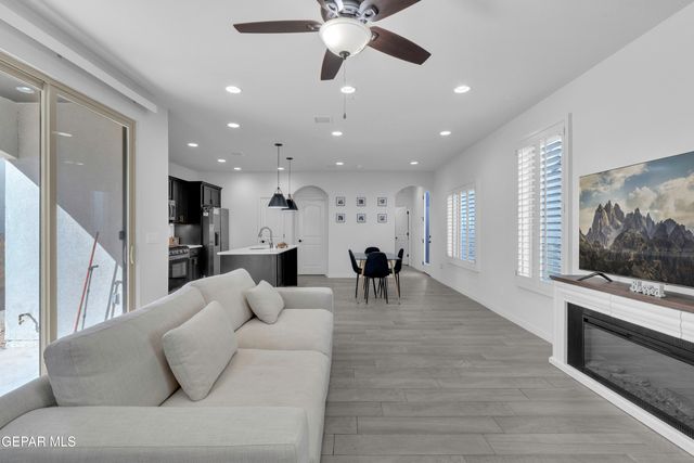 14737 PEBBLE HILLS Boulevard, El Paso, TX 79938