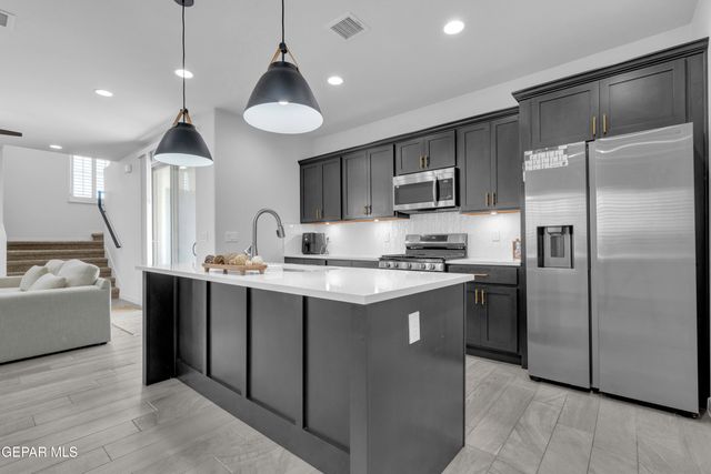 14737 PEBBLE HILLS Boulevard, El Paso, TX 79938