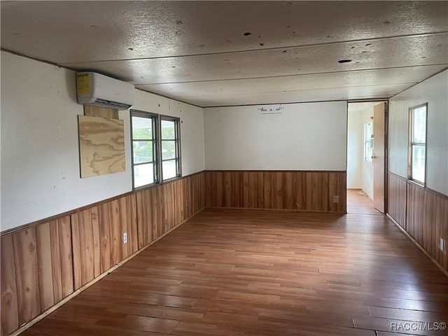 1587 S Canary Terrace, Inverness, FL 34452