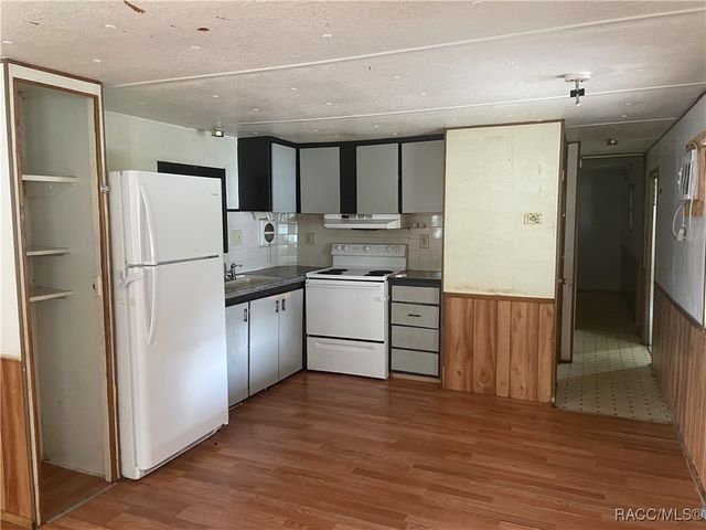 1587 S Canary Terrace, Inverness, FL 34452