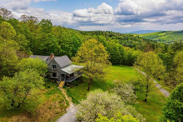 39 Whitcomb Hill Road, Strafford, VT 05070