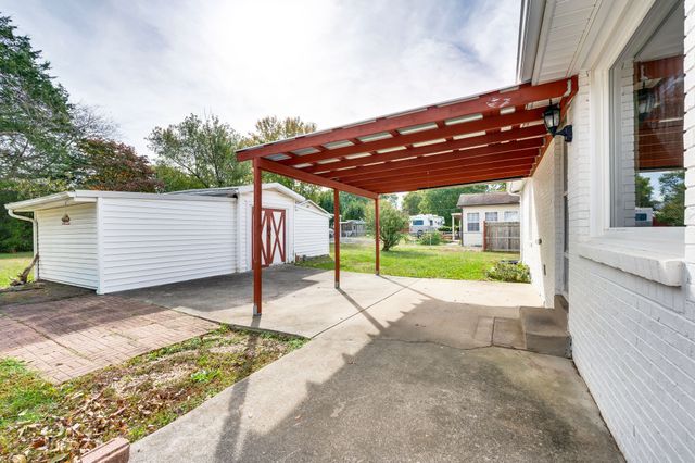 349 Shirley Rd, Smyrna, TN 37167