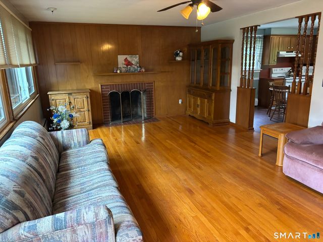201 West Road, Ellington, CT 06029