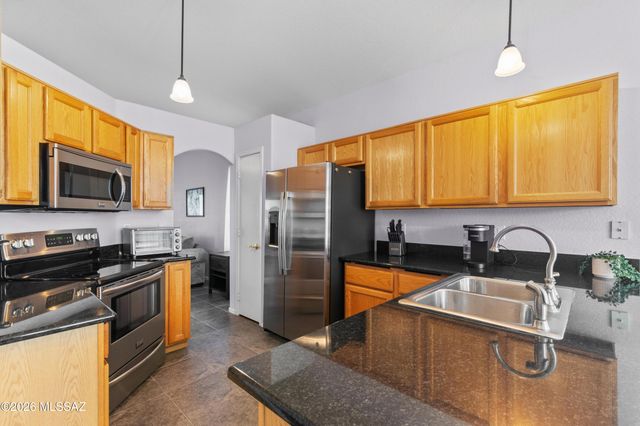 9038 N Palm Brook Drive, Tucson, AZ 85743