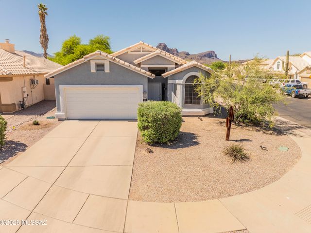 9038 N Palm Brook Drive, Tucson, AZ 85743