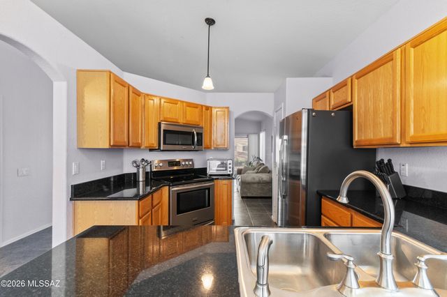 9038 N Palm Brook Drive, Tucson, AZ 85743