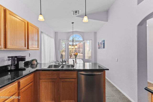 9038 N Palm Brook Drive, Tucson, AZ 85743