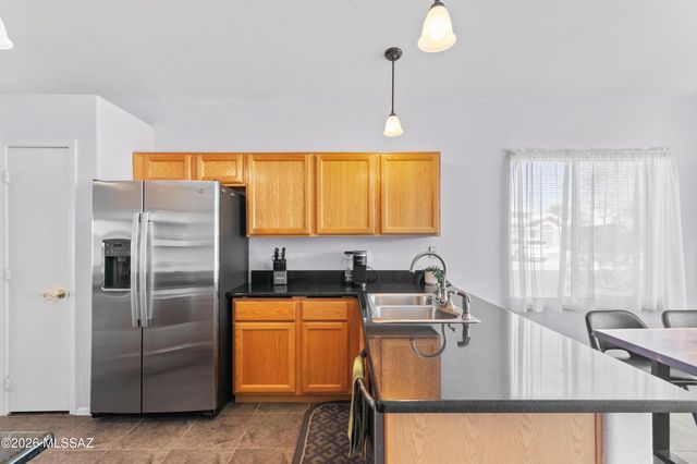 9038 N Palm Brook Drive, Tucson, AZ 85743