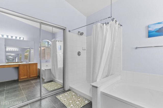 9038 N Palm Brook Drive, Tucson, AZ 85743