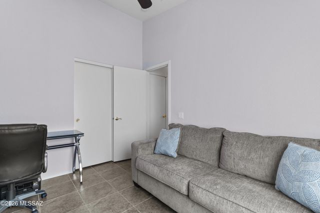 9038 N Palm Brook Drive, Tucson, AZ 85743