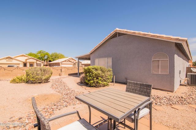 9038 N Palm Brook Drive, Tucson, AZ 85743