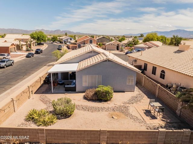 9038 N Palm Brook Drive, Tucson, AZ 85743