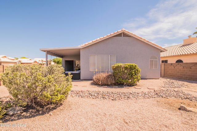 9038 N Palm Brook Drive, Tucson, AZ 85743