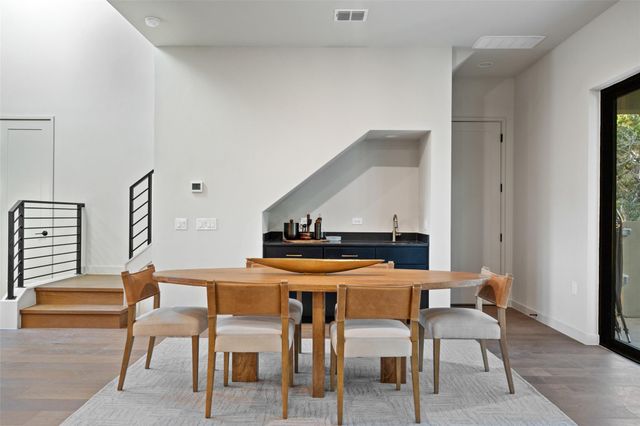 9803 Ribelin Ranch CT 19, Austin, TX 78750