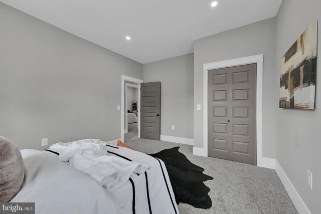 124 N SHERIDAN RD, Newmanstown, PA 17073