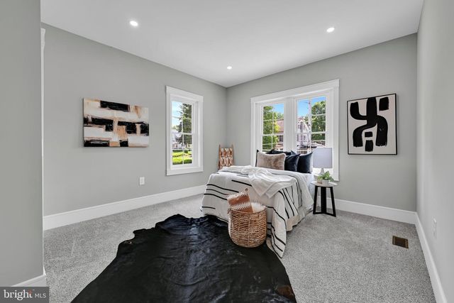 124 N SHERIDAN RD, Newmanstown, PA 17073