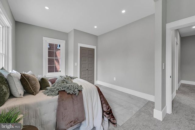 124 N SHERIDAN RD, Newmanstown, PA 17073
