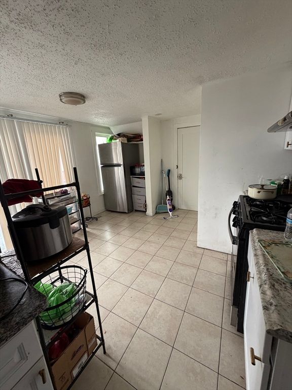 26 Brook St 2, Quincy, MA 02170