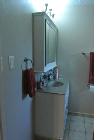 8125 Laurie Lane Lane, Lumberton, TX 77657