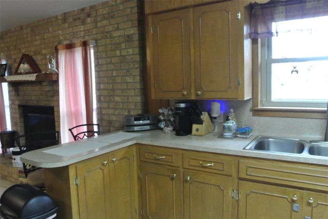 8125 Laurie Lane Lane, Lumberton, TX 77657