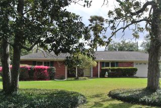 8125 Laurie Lane Lane, Lumberton, TX 77657