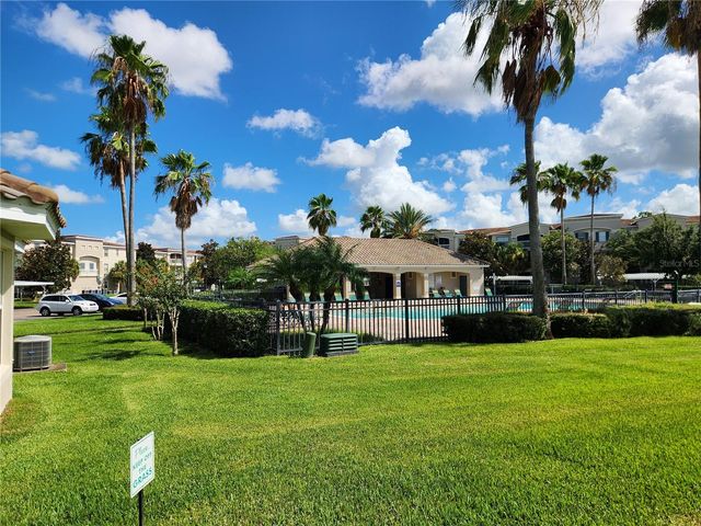 3351 WHITESTONE CIRCLE 304, Kissimmee, FL 34741