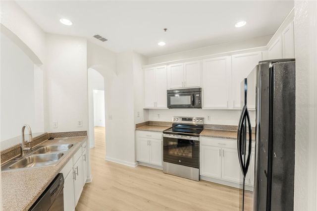 3351 WHITESTONE CIRCLE 304, Kissimmee, FL 34741