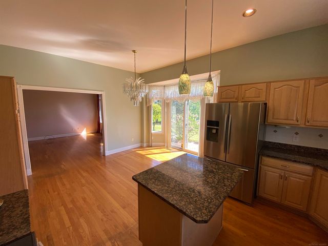 52590 North Avenue, Macomb, MI 48042