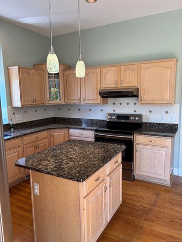 52590 North Avenue, Macomb, MI 48042
