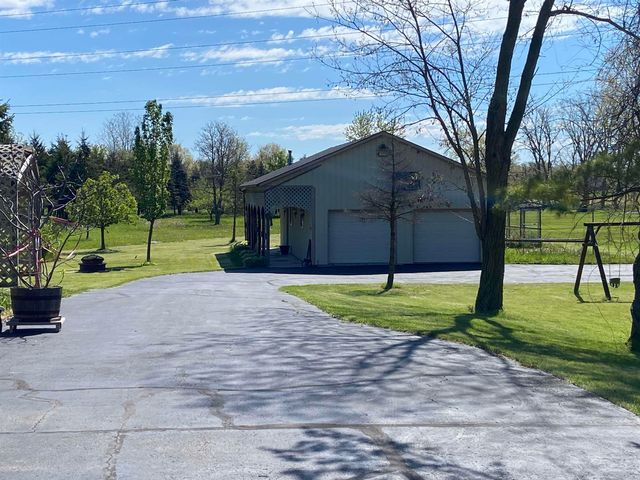 52590 North Avenue, Macomb, MI 48042