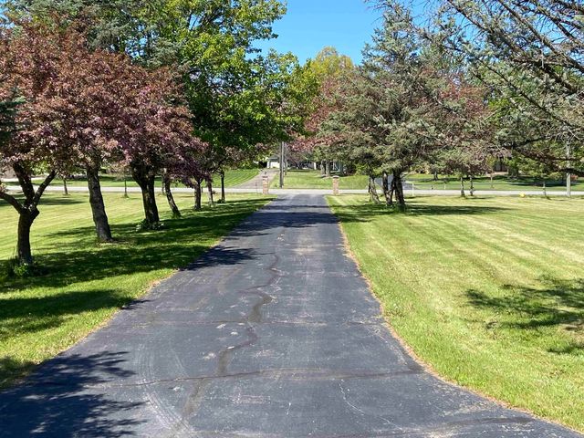52590 North Avenue, Macomb, MI 48042