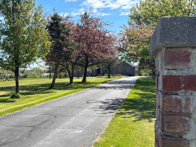 52590 North Avenue, Macomb, MI 48042