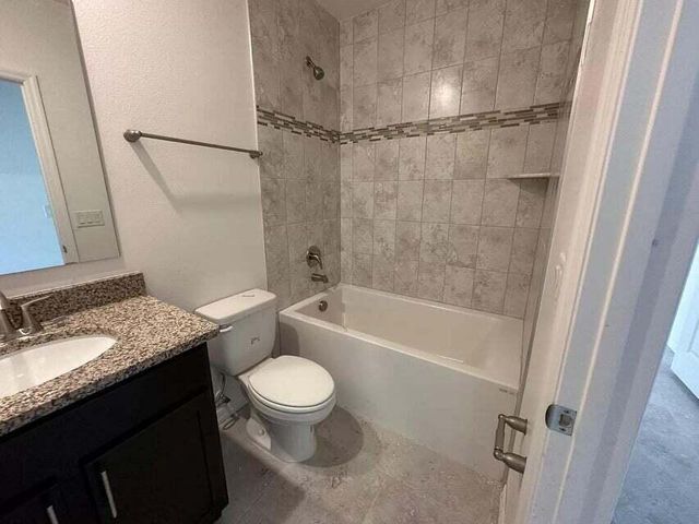 582 SW Sea Holly Terrace, Port St Lucie, FL 34984