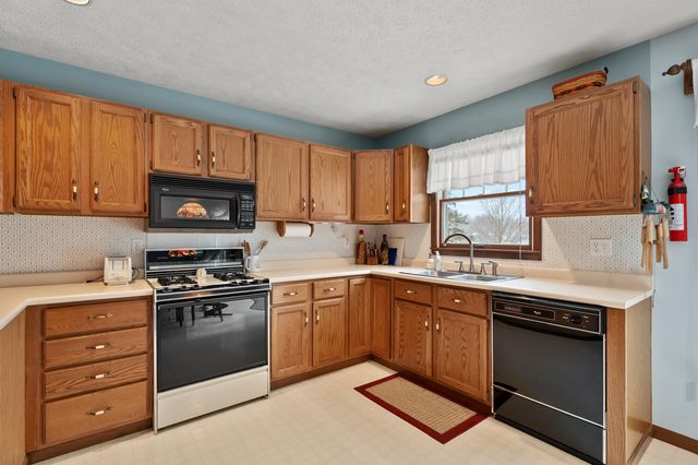 35485 County Road 665, Waverly Twp, MI 49079