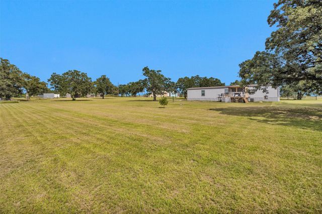8908 County Road 279, Bedias, TX 77831