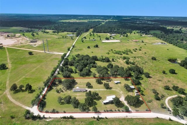 8908 County Road 279, Bedias, TX 77831