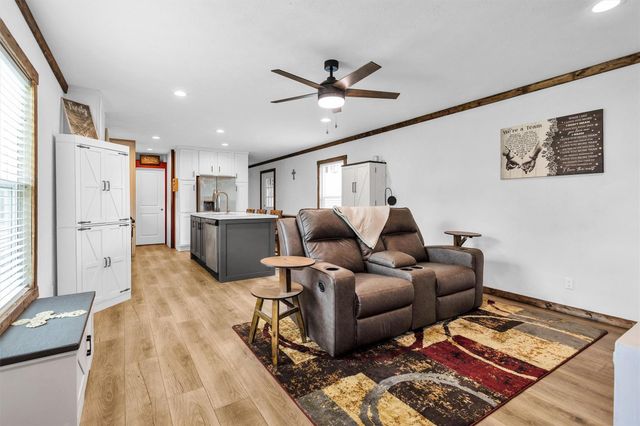 8908 County Road 279, Bedias, TX 77831